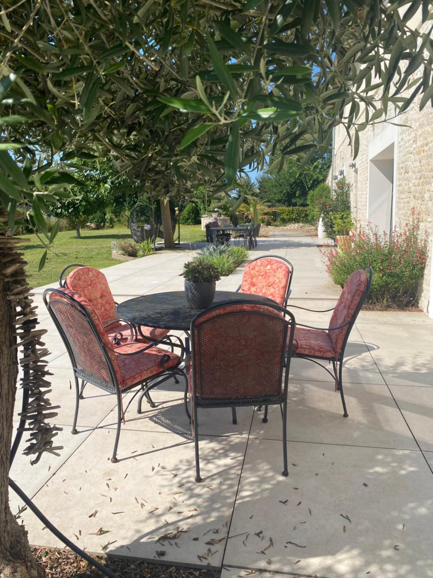 La Chaumeauniere Bed & Breakfast Aigrefeuille-d'Aunis Luaran gambar
