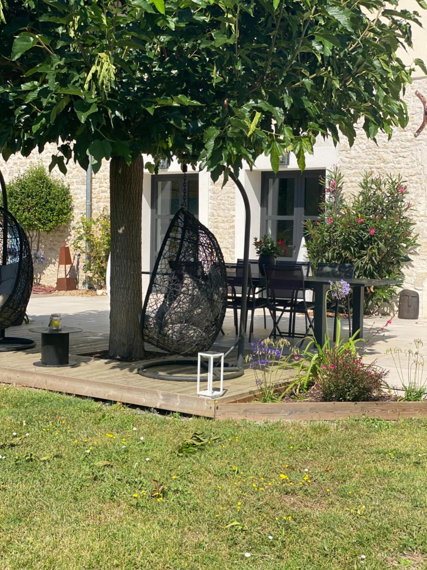 La Chaumeauniere Bed & Breakfast Aigrefeuille-d'Aunis Luaran gambar